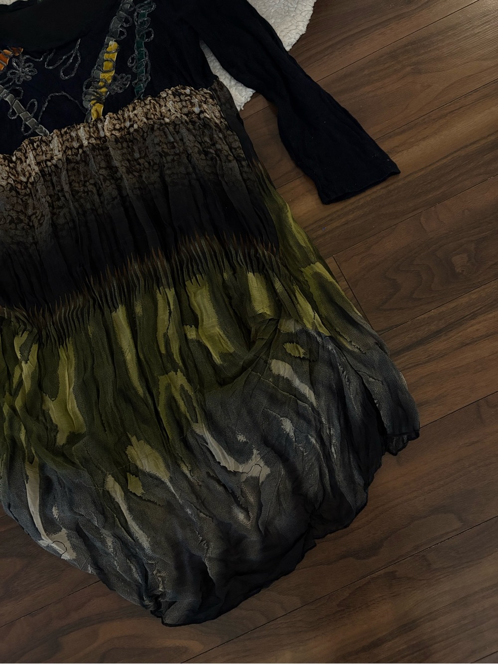🌾VINTAGE WEARABLE ART DRESS - Picture 5 of 5